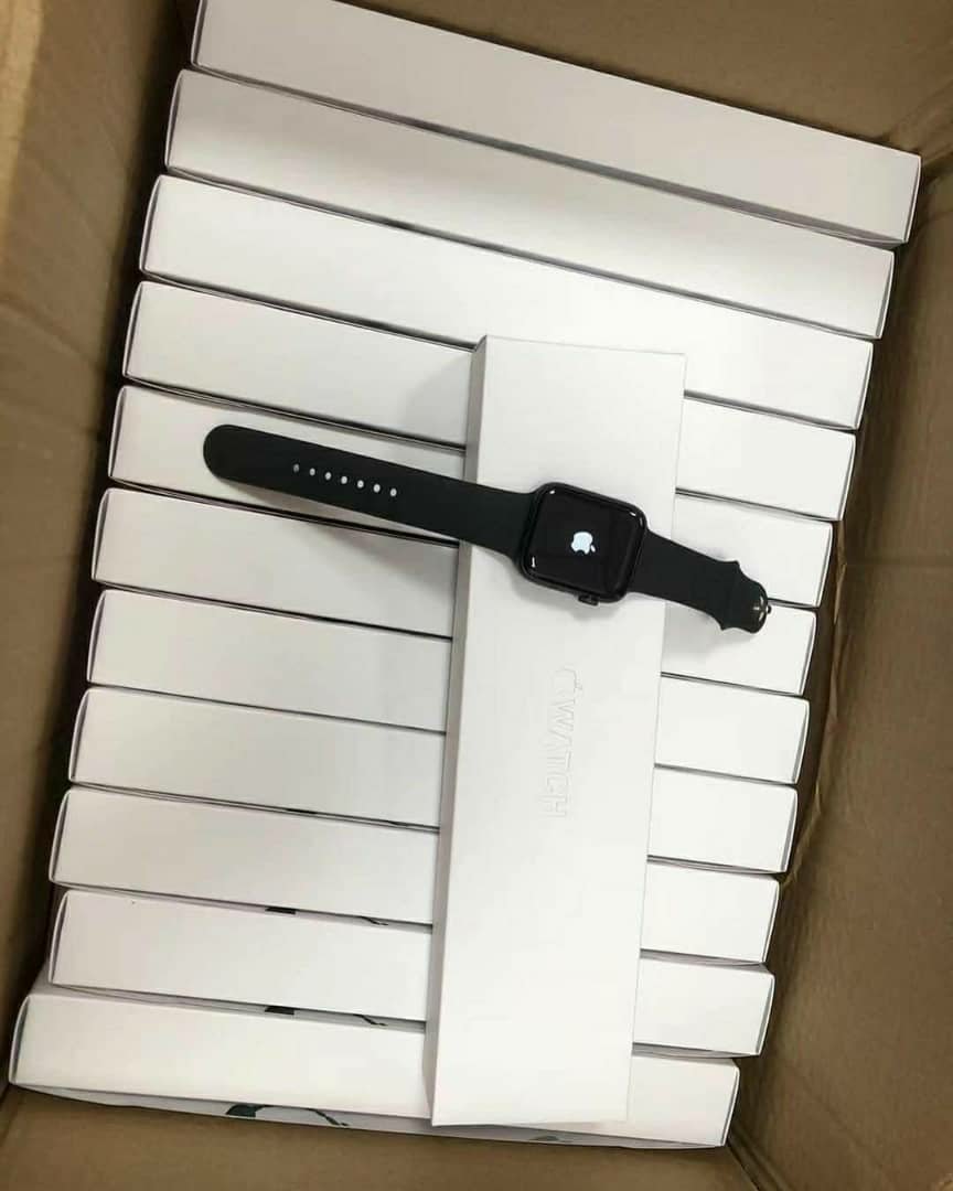 13574.jpg APPLE WATCH PALLETS