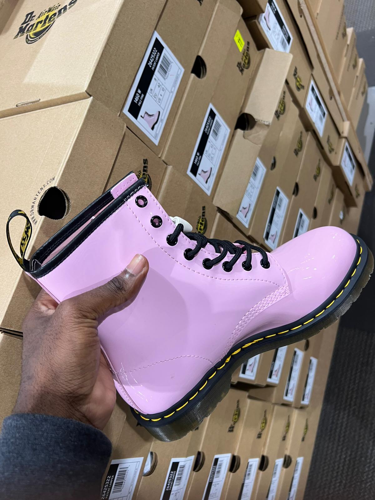 DR. MARTENS BOOTS PALLETS Pallets Liquidation Worldwide